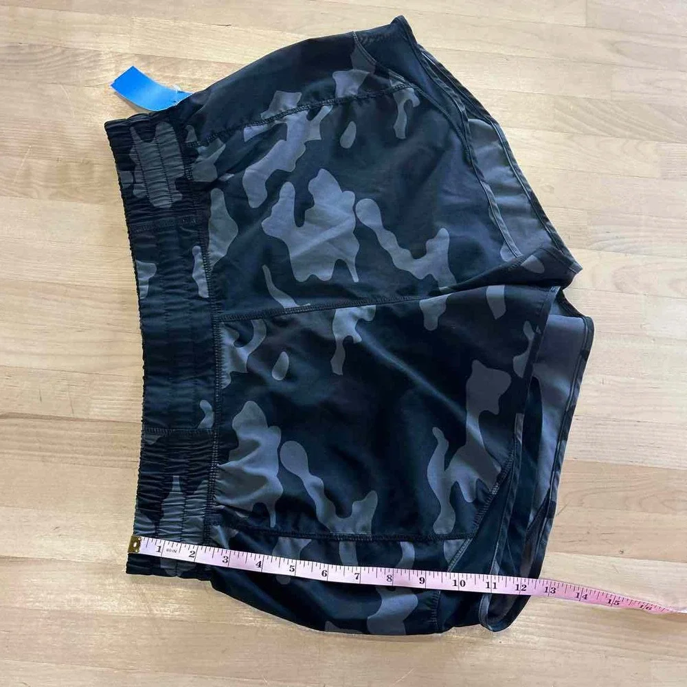 mondetta Women Size M Black Preloved Shorts